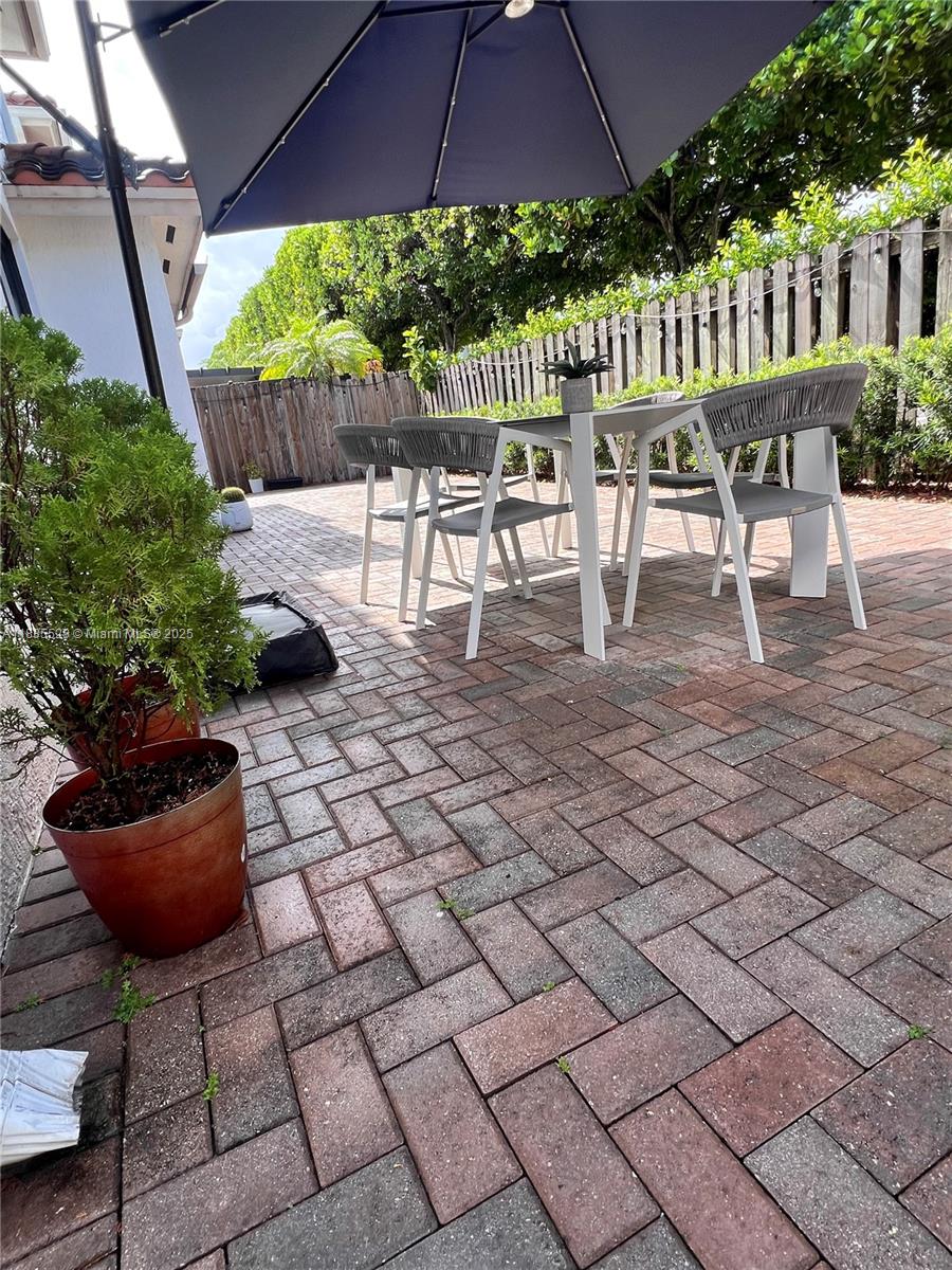 FONTAINEBLEAU WEST NORTH - Residential