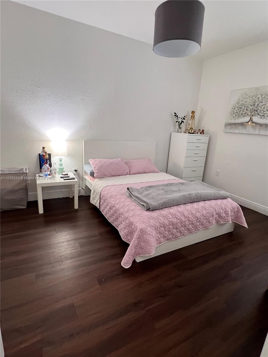 FONTAINEBLEAU WEST NORTH - Residential