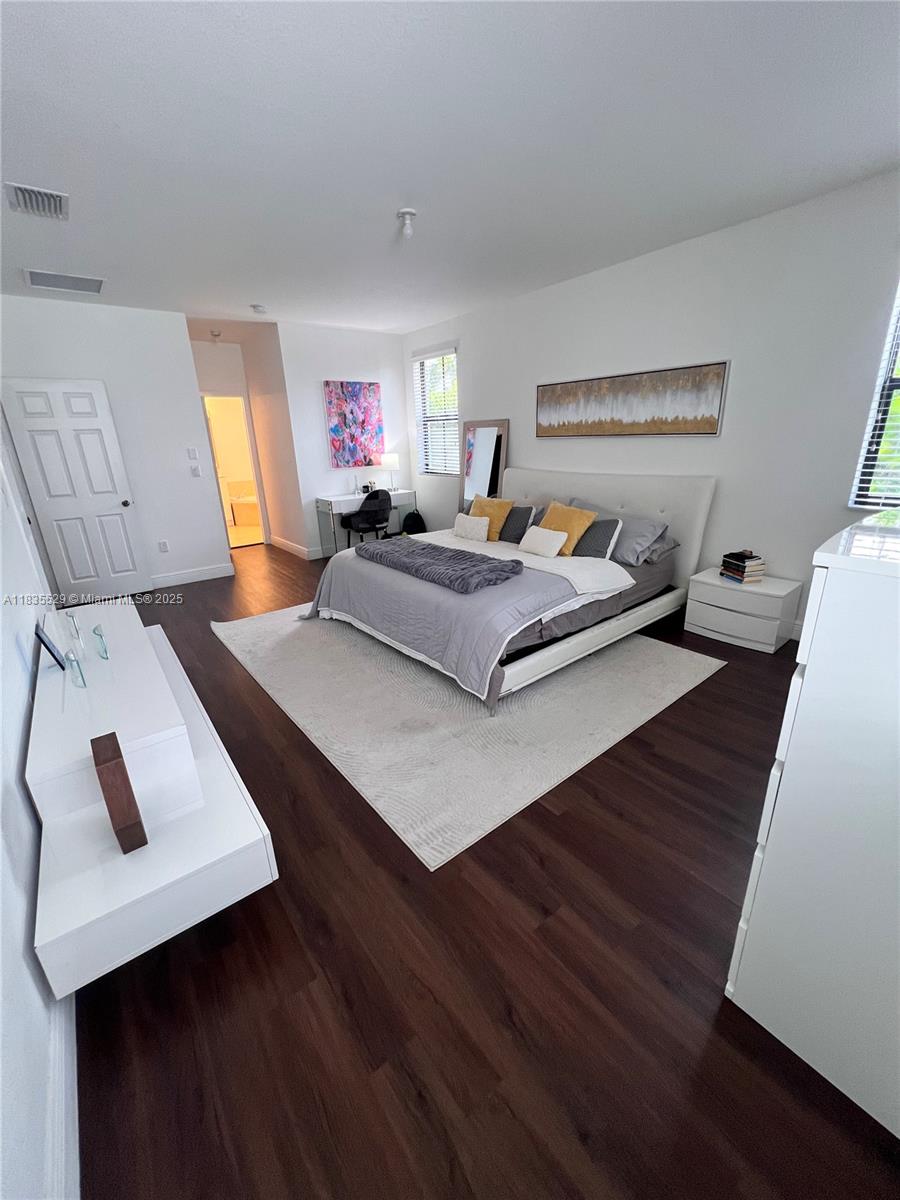 FONTAINEBLEAU WEST NORTH - Residential