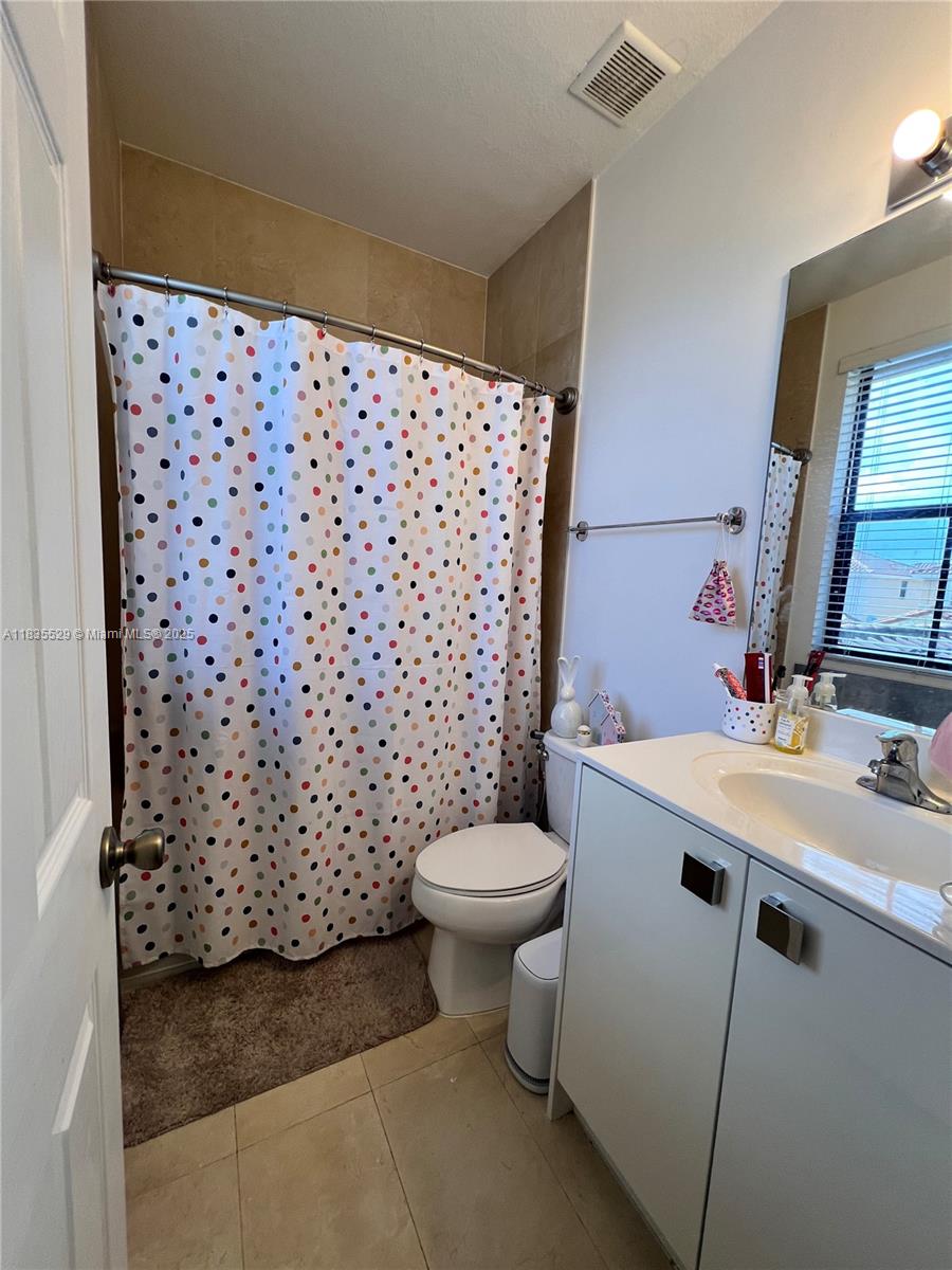 FONTAINEBLEAU WEST NORTH - Residential