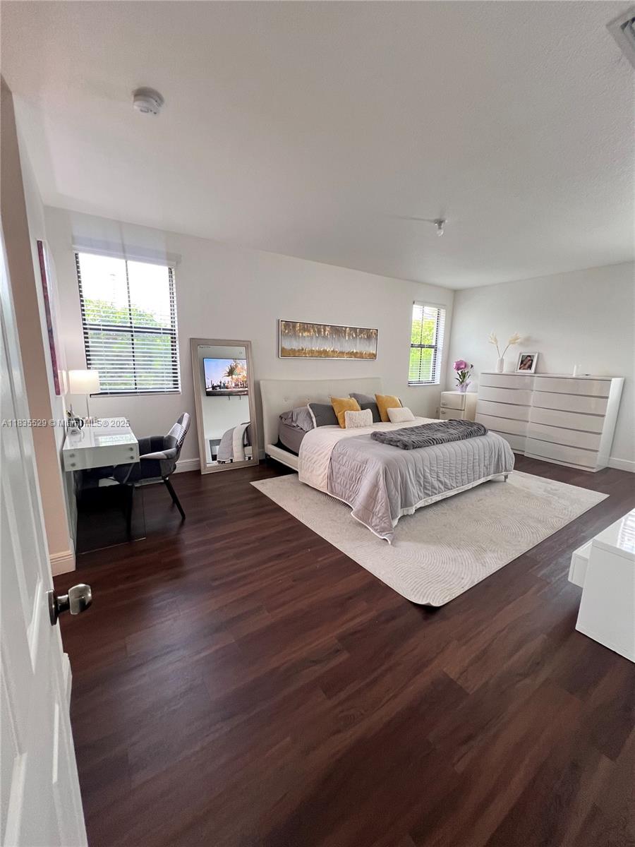 FONTAINEBLEAU WEST NORTH - Residential