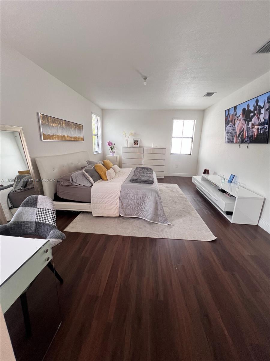 FONTAINEBLEAU WEST NORTH - Residential