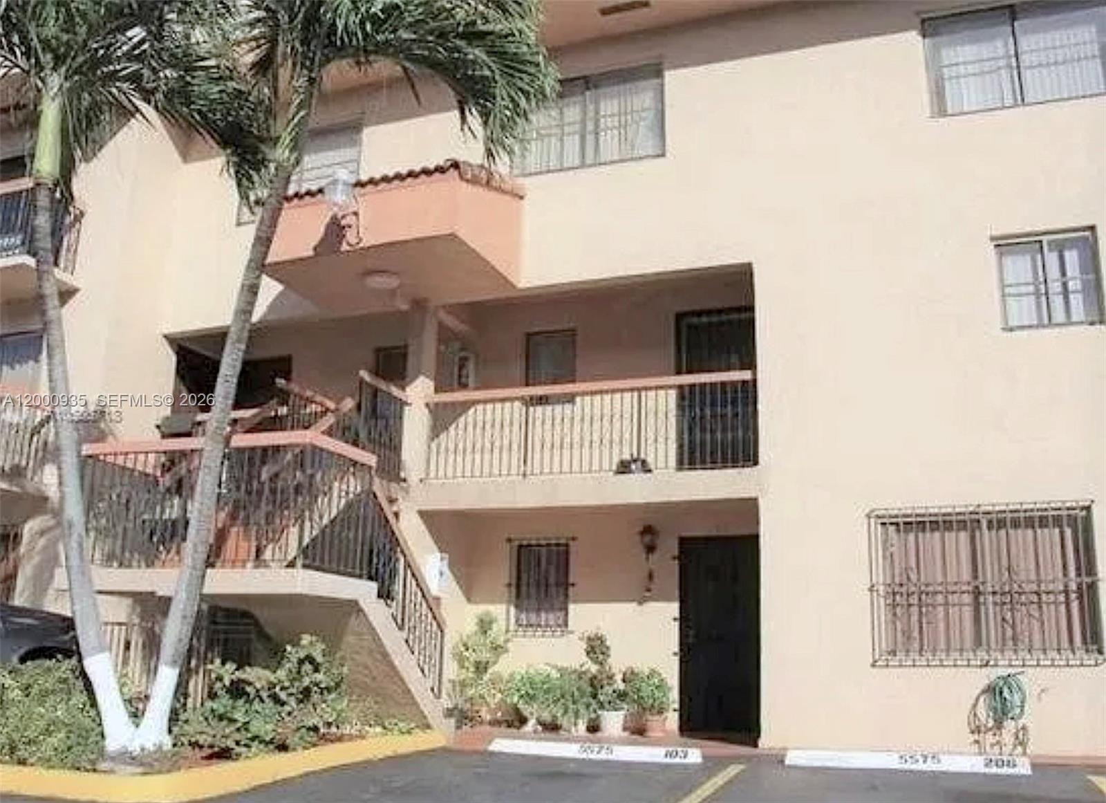 RESIDENCIAL COND - Residential Lease