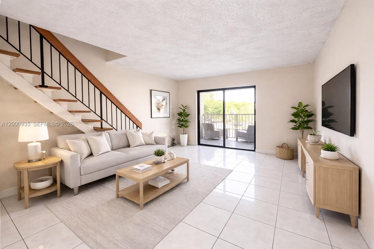 RESIDENCIAL COND - Residential Lease