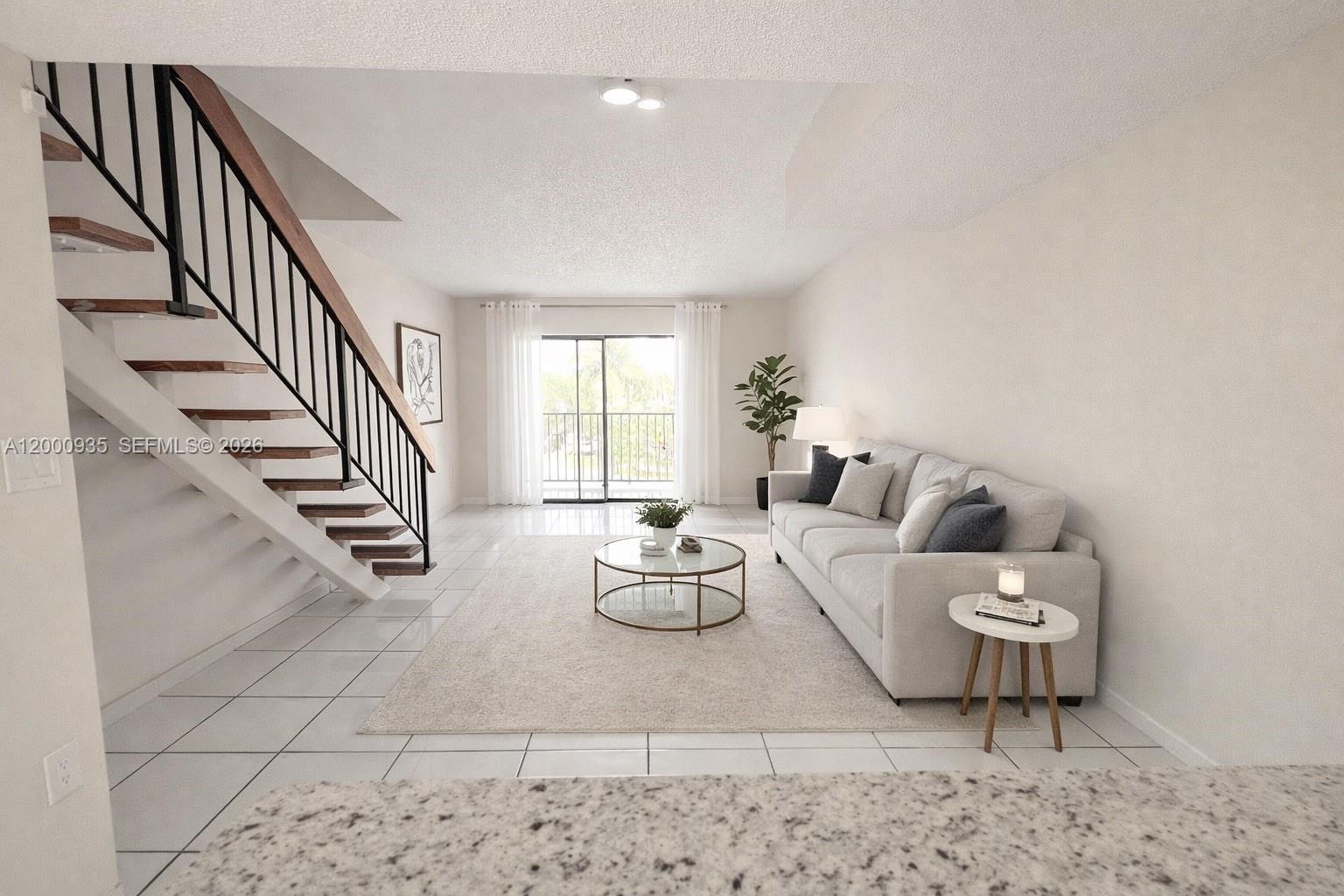 RESIDENCIAL COND - Residential Lease