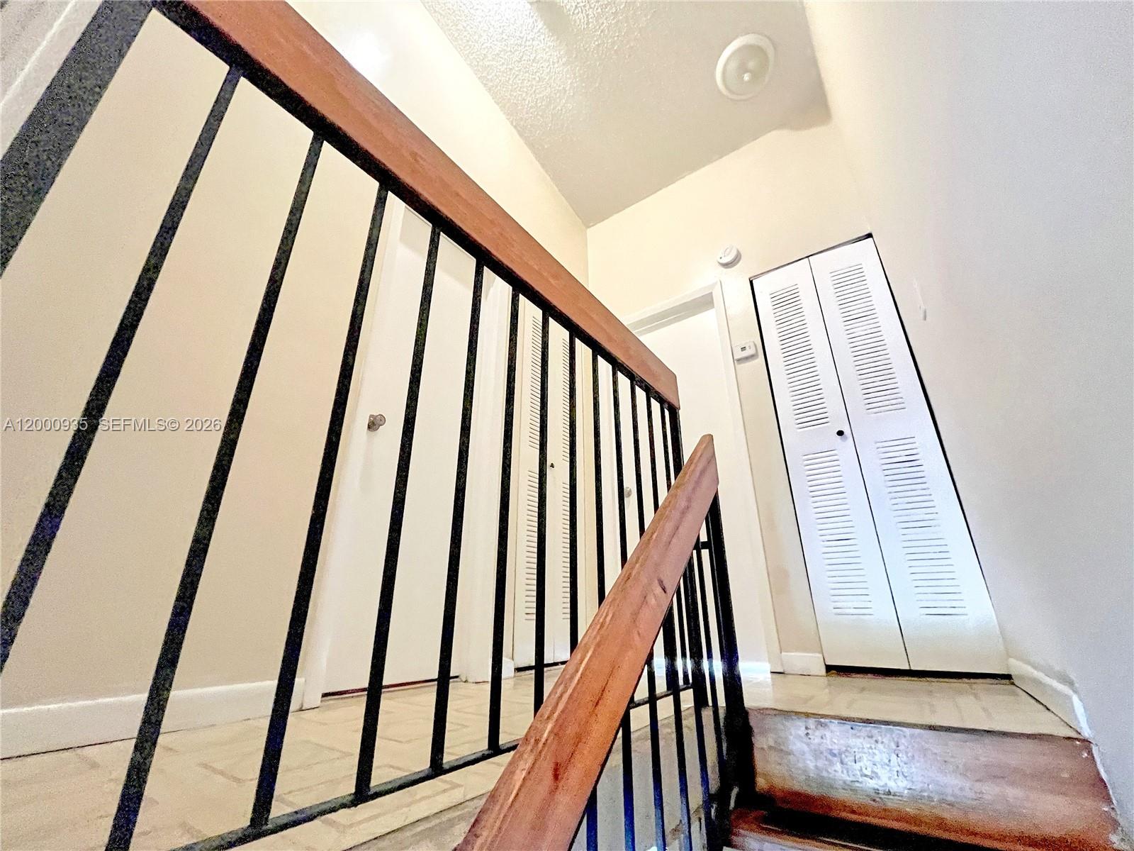 RESIDENCIAL COND - Residential Lease