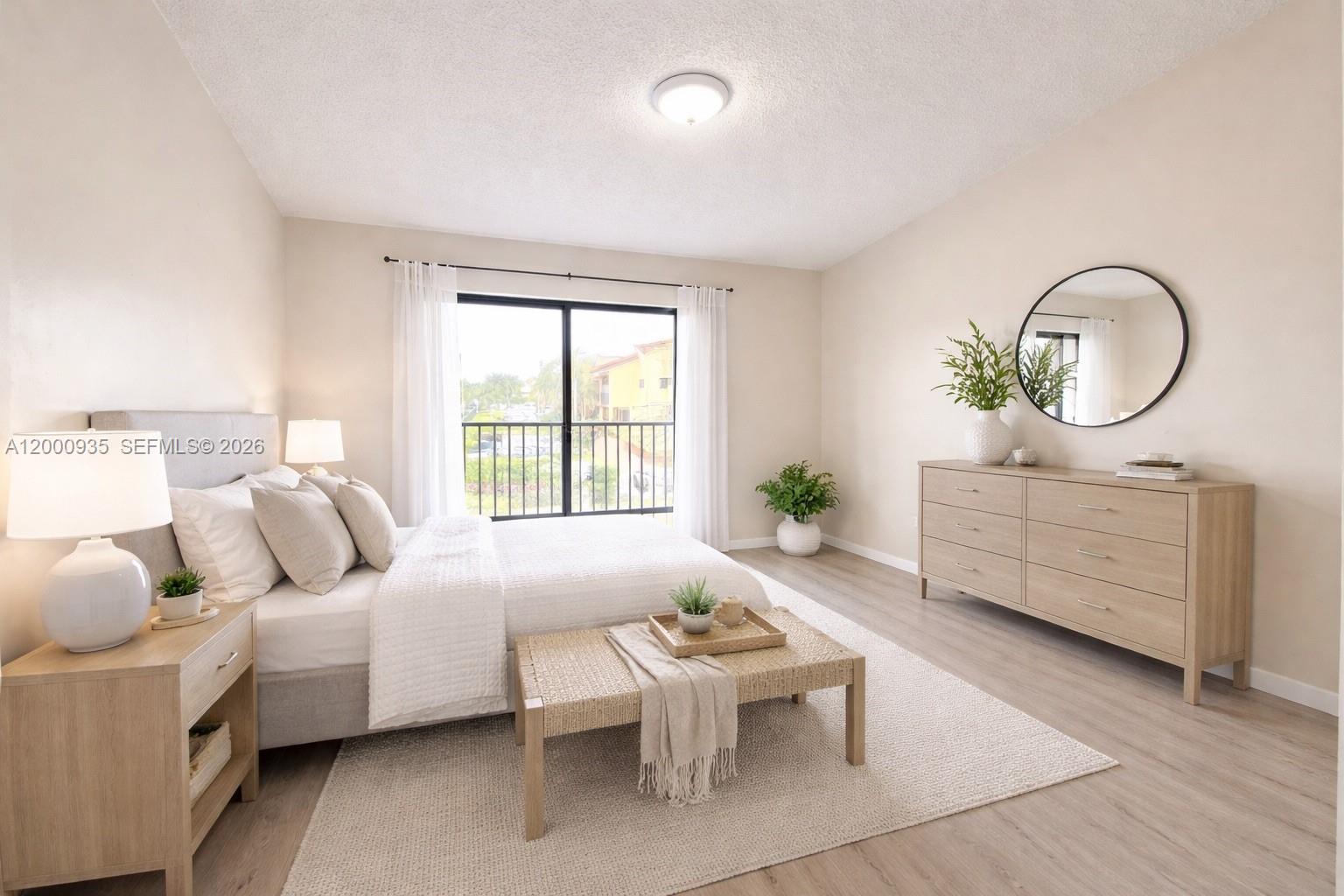 RESIDENCIAL COND - Residential Lease