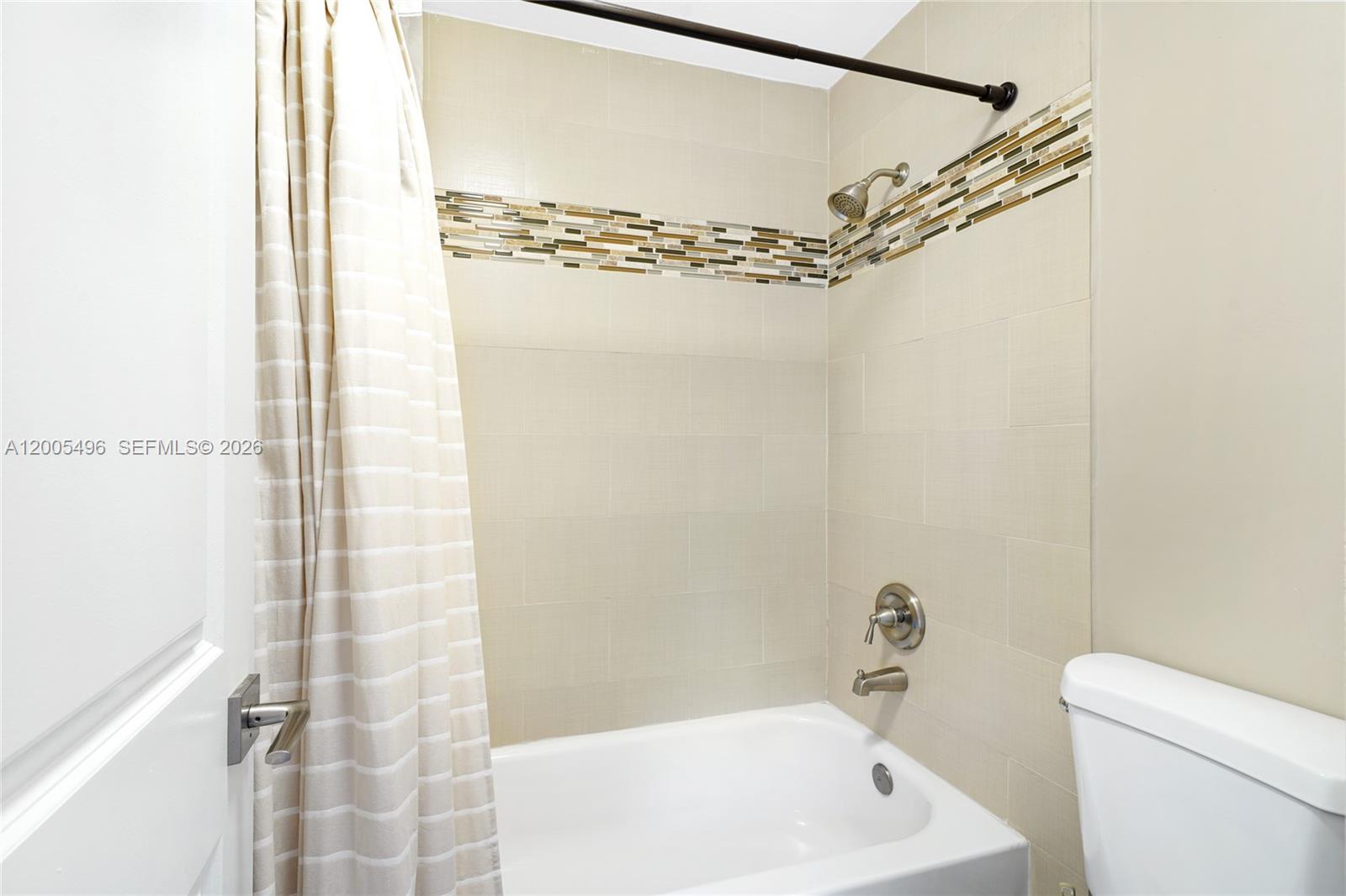 PALM POINT SEC 2 - Residential Lease