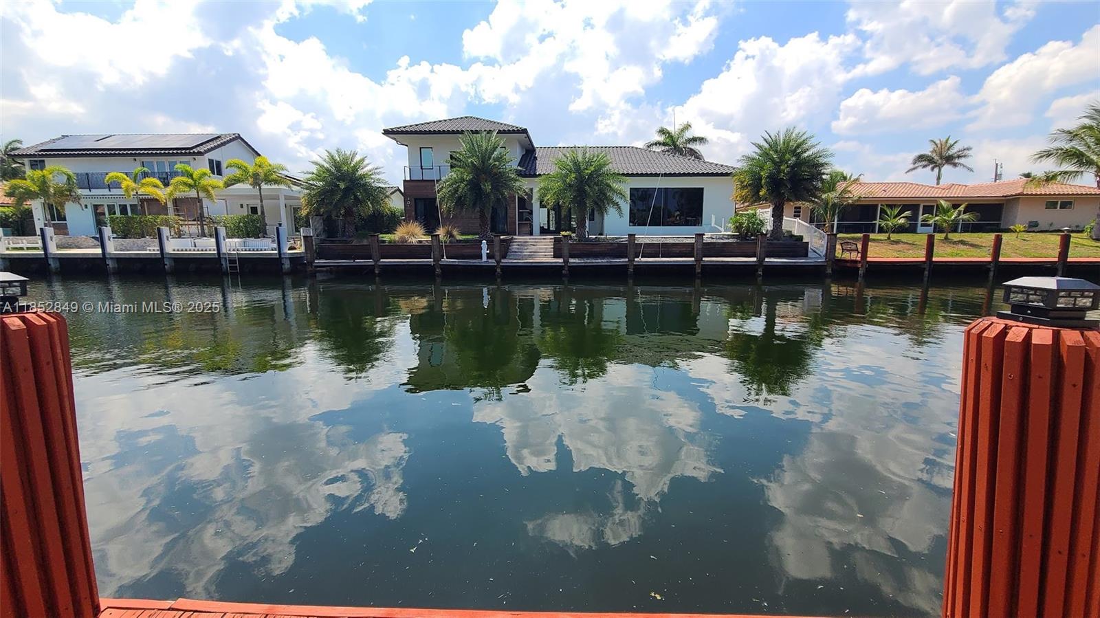 VENETIAN ISLES 3RD SEC - Residential Lease