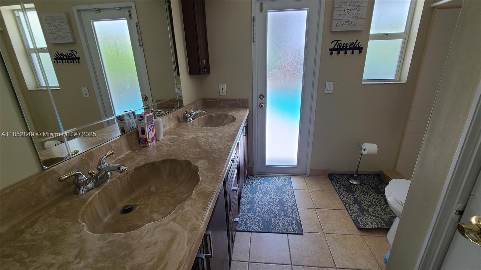 VENETIAN ISLES 3RD SEC - Residential Lease