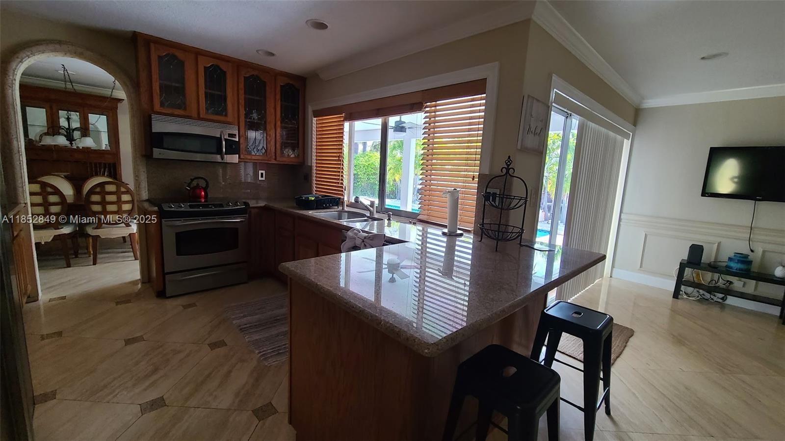 VENETIAN ISLES 3RD SEC - Residential Lease