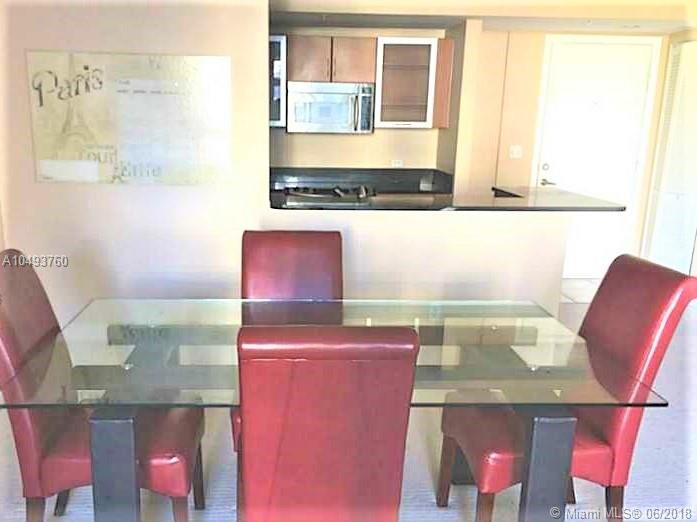 VENTURE AT AVENTURA WEST - Residential Lease