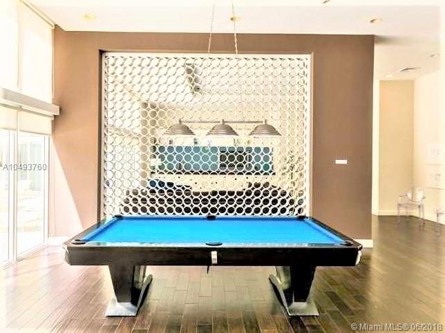 VENTURE AT AVENTURA WEST - Residential Lease