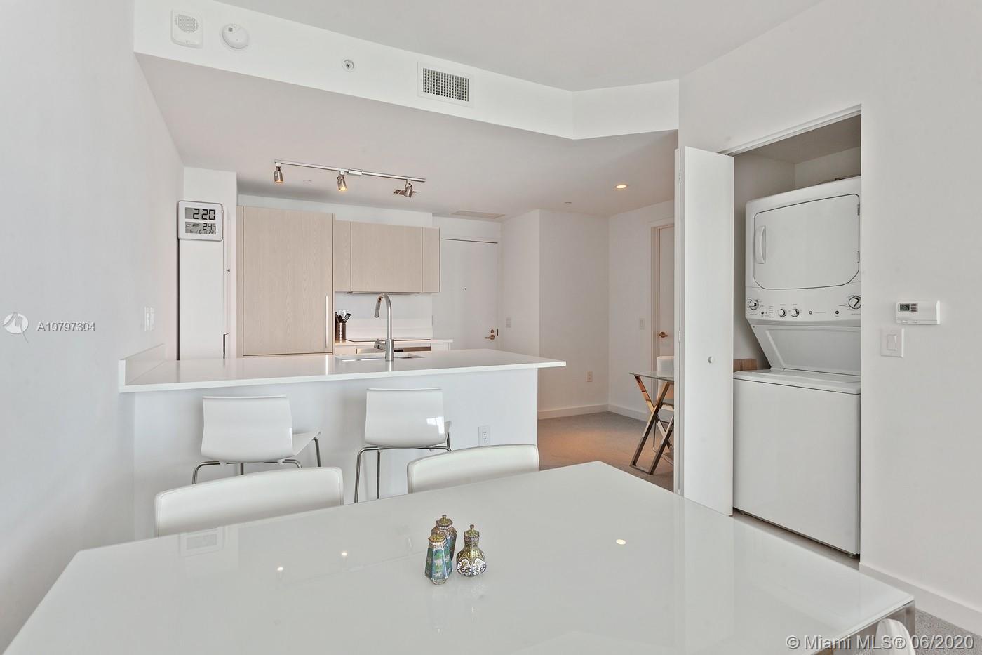 PARAISO BAYVIEWS CONDO - Residential
