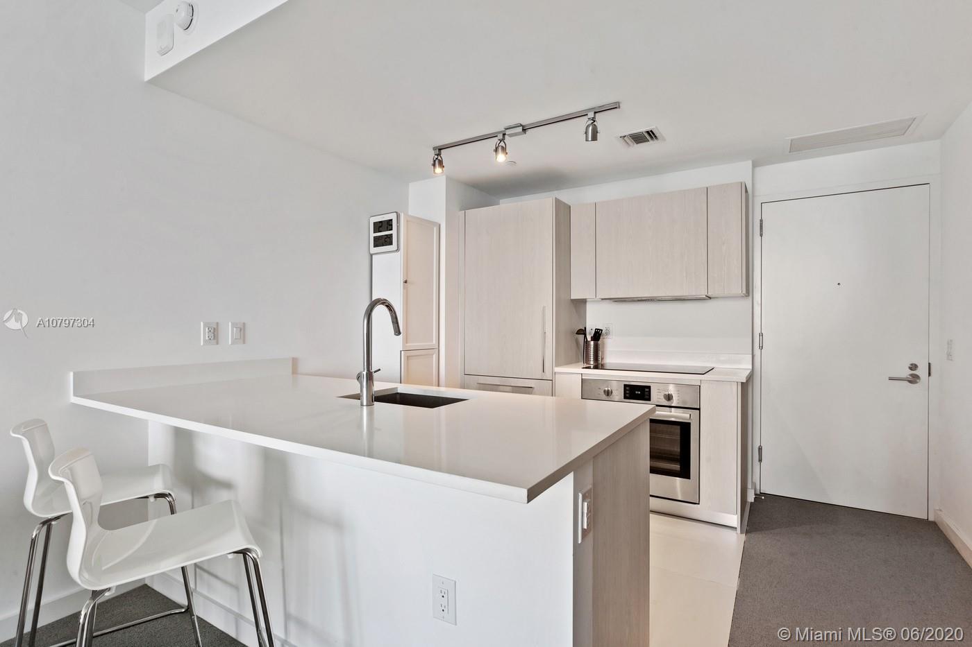 PARAISO BAYVIEWS CONDO - Residential