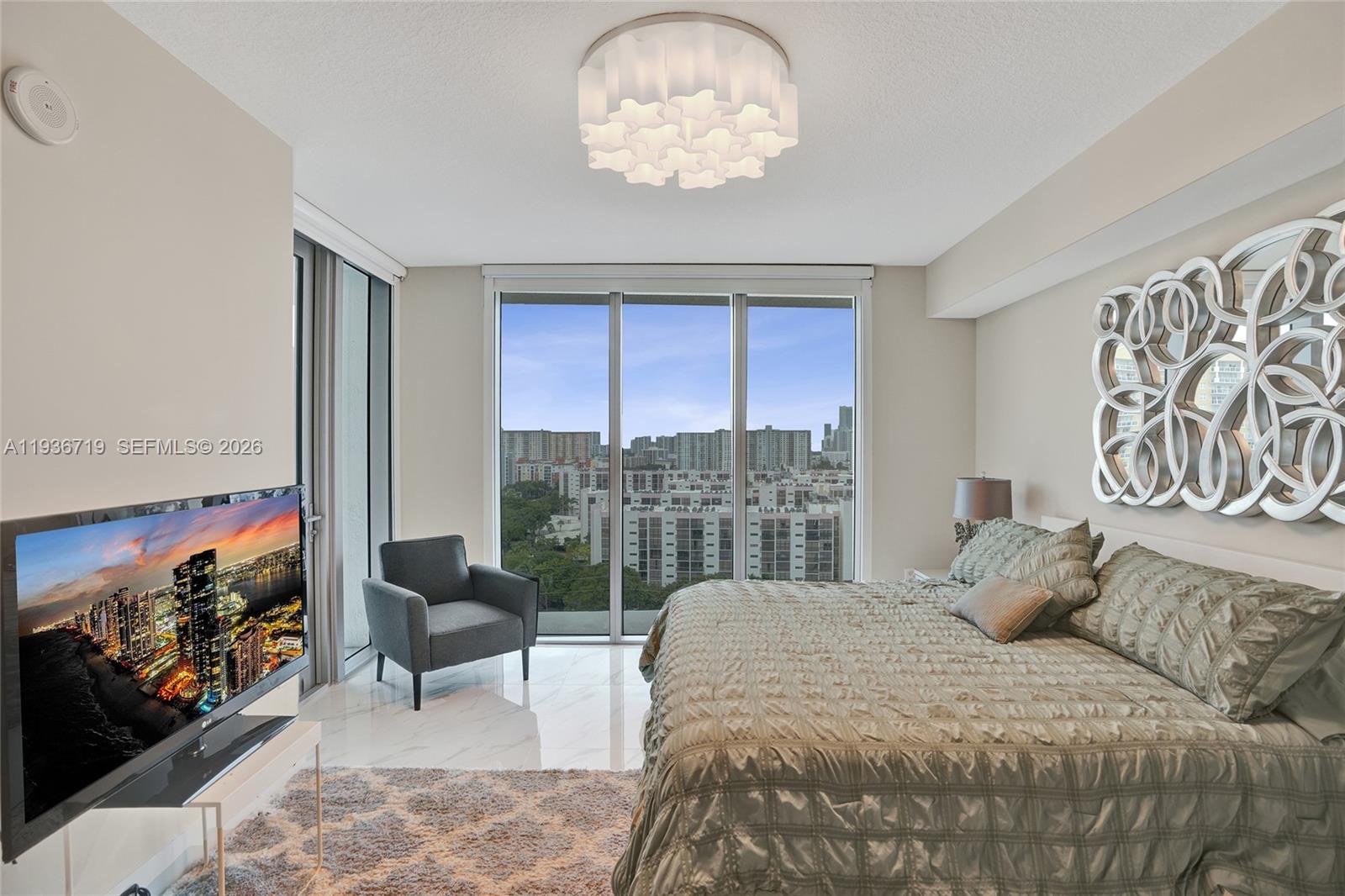 PARQUE TOWERS CONDO - Residential