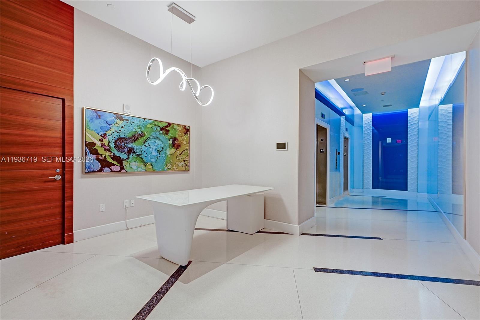 PARQUE TOWERS CONDO - Residential