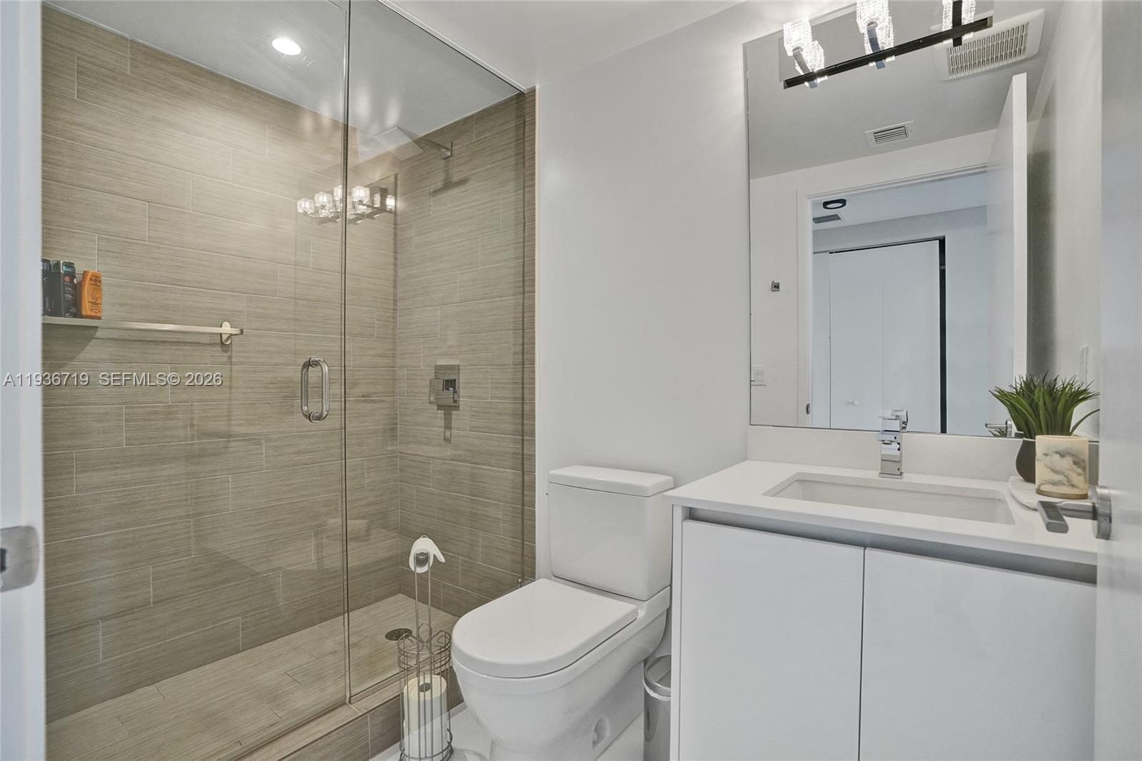 PARQUE TOWERS CONDO - Residential