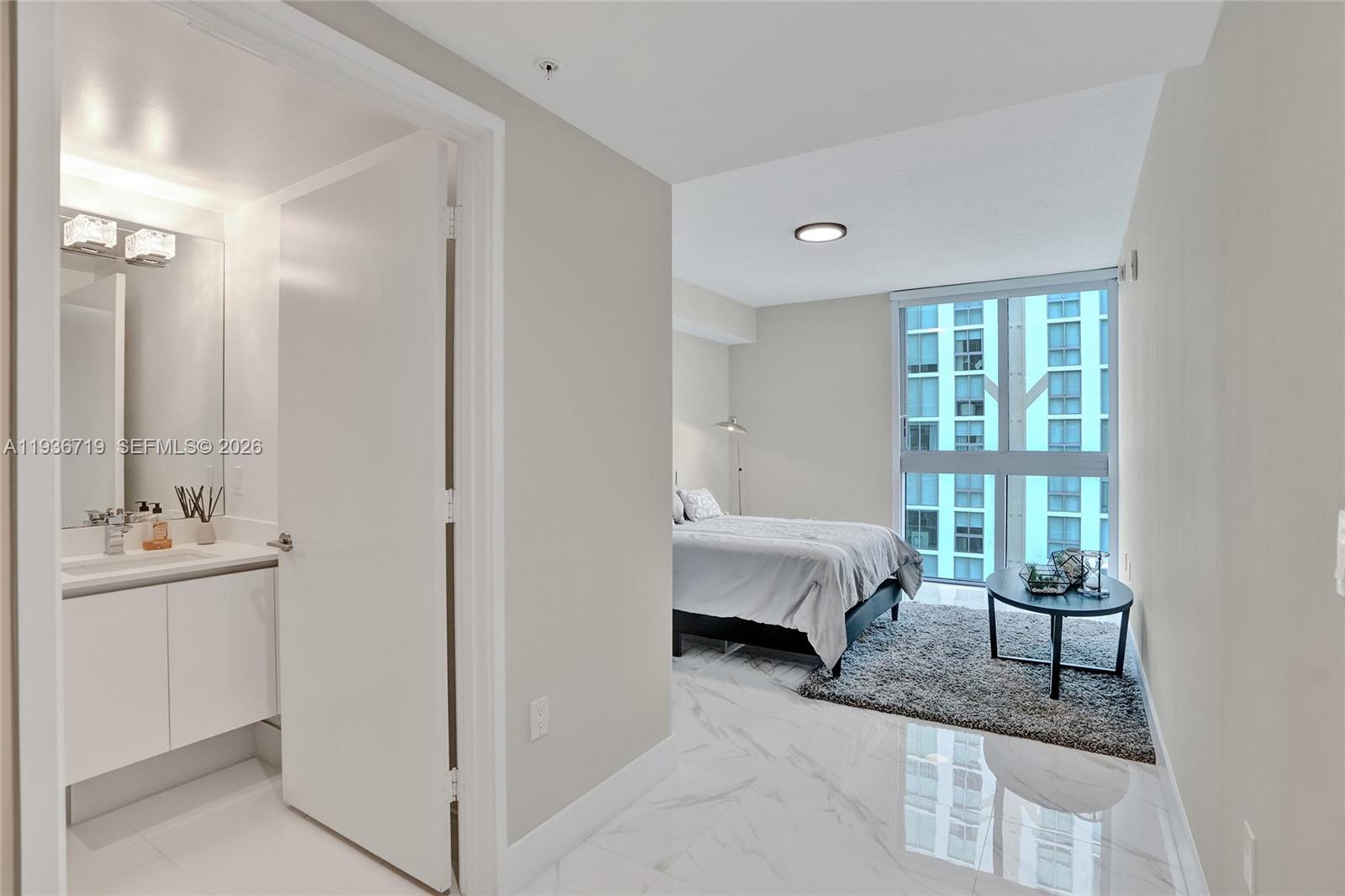 PARQUE TOWERS CONDO - Residential