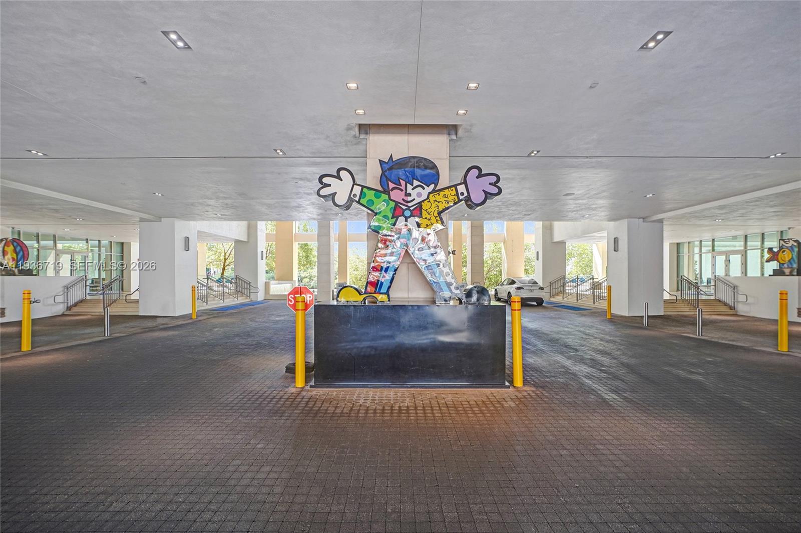 PARQUE TOWERS CONDO - Residential