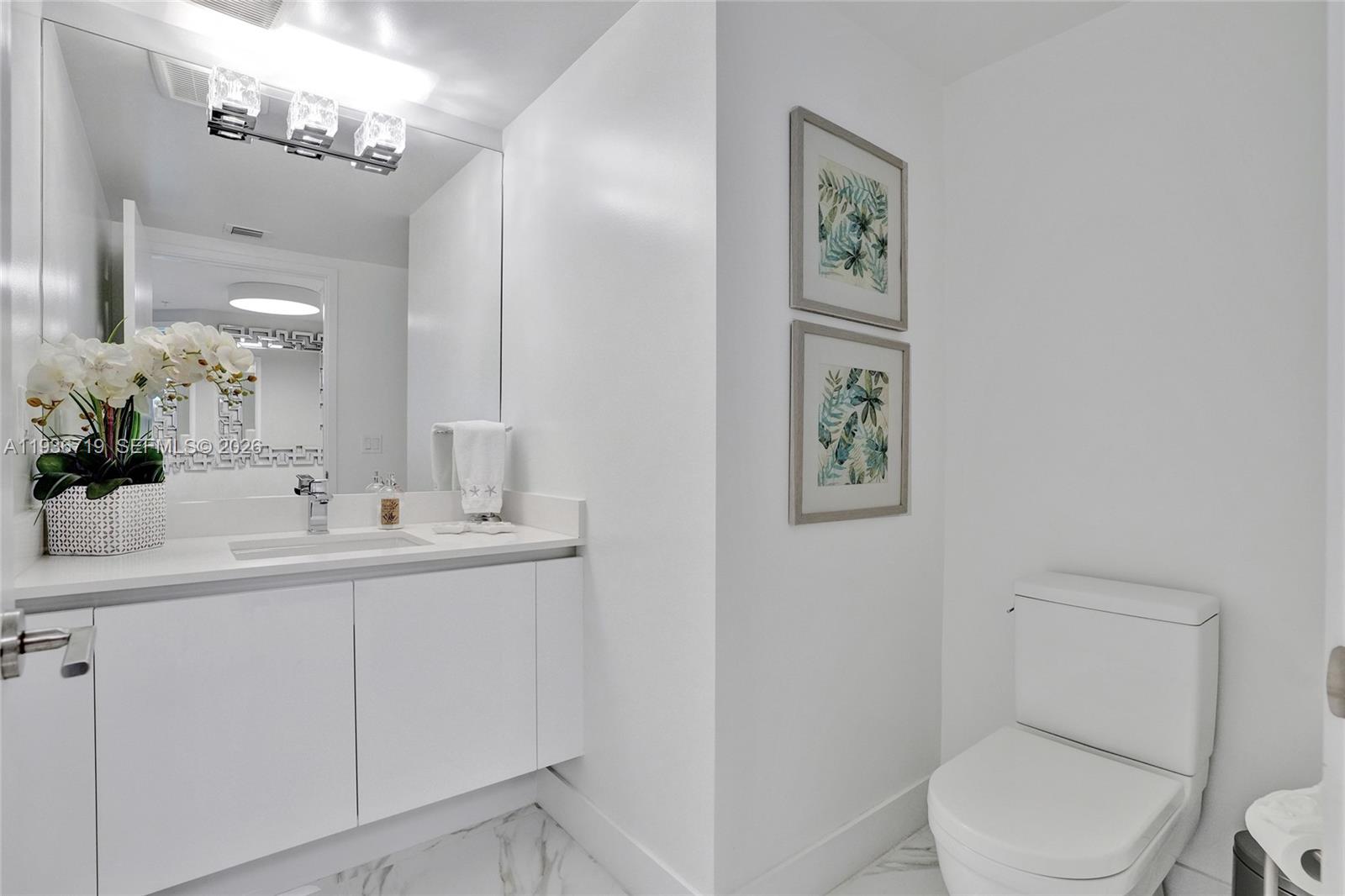 PARQUE TOWERS CONDO - Residential