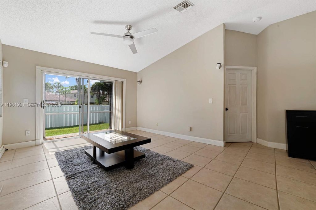 Photo of 200 NW 75th Ter, Plantation, FL 33317 (MLS # A11961321)