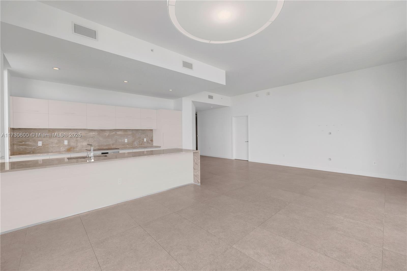 1300 S MIAMI AVENUE CONDO - Residential