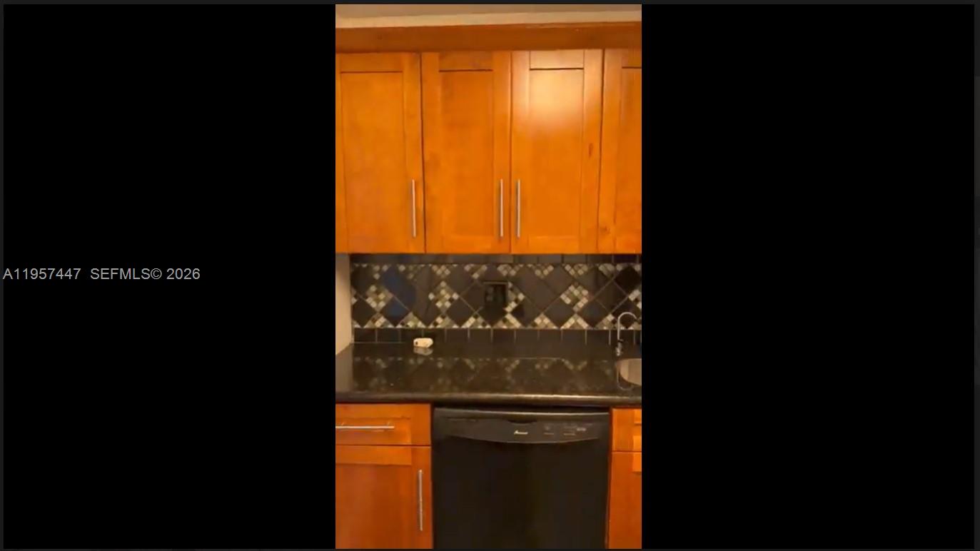 PLANTATION PLACE CONDO - Residential