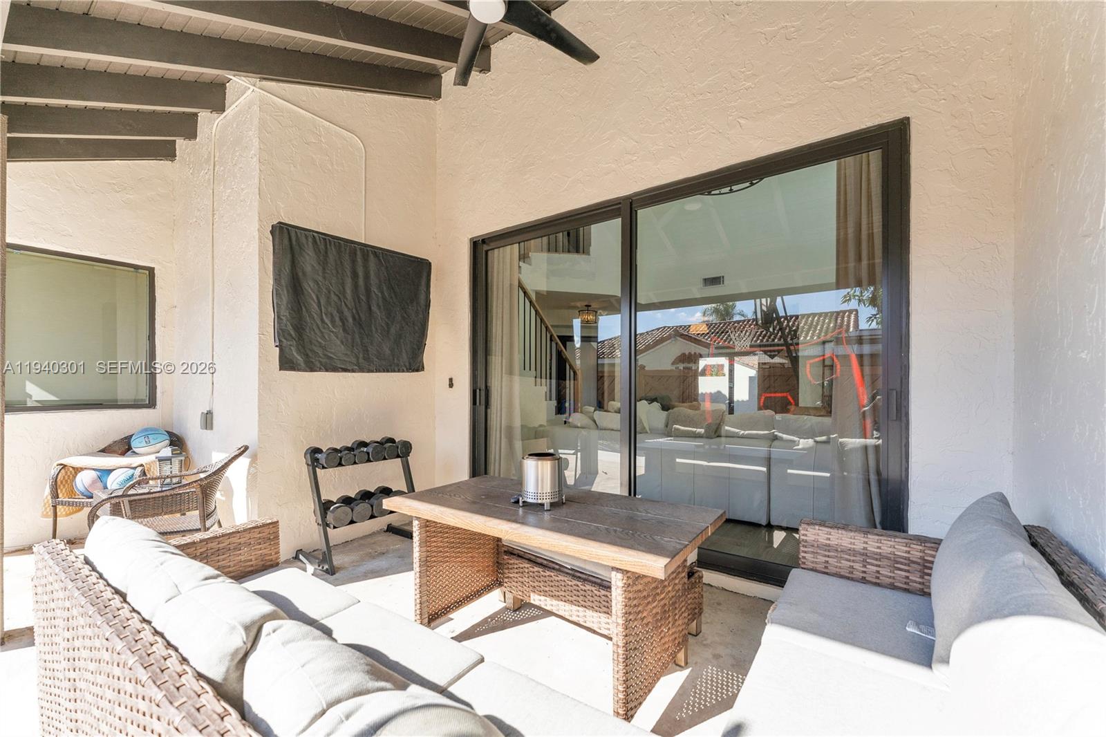 KENLAND COURT - Residential