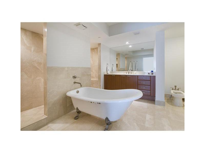 THE PENINSULA II CONDO - Residential Lease
