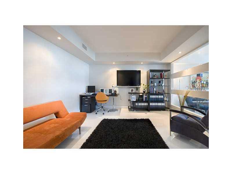 THE PENINSULA II CONDO - Residential Lease