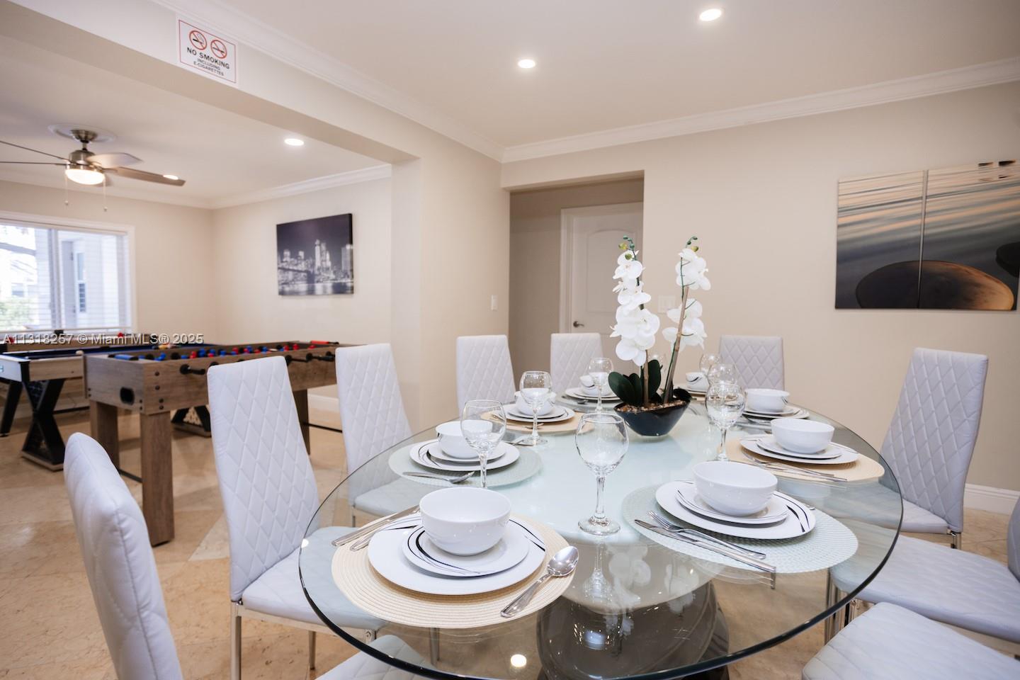 HOLLYWOOD LAKES SECTION - Residential Lease