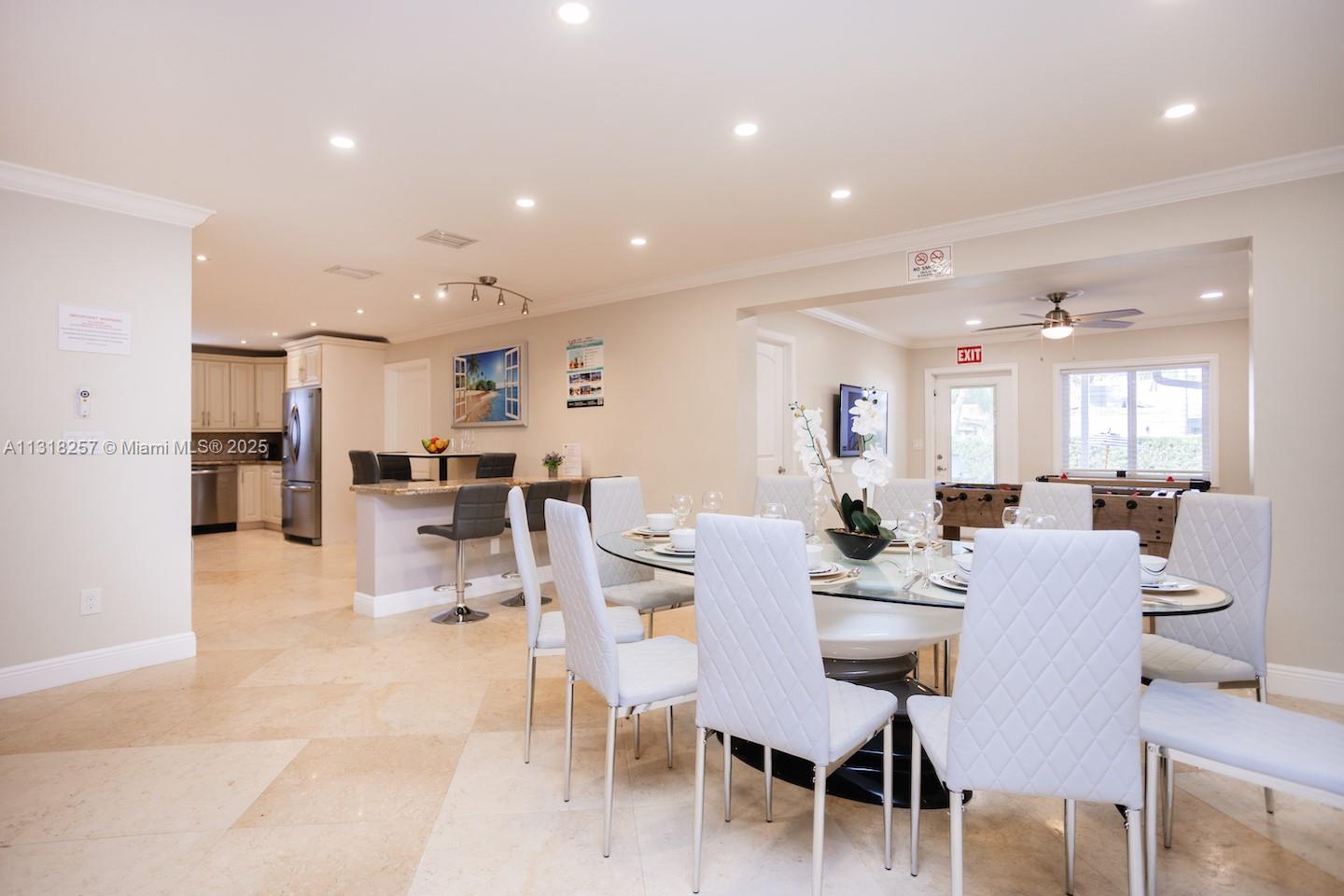 HOLLYWOOD LAKES SECTION - Residential Lease