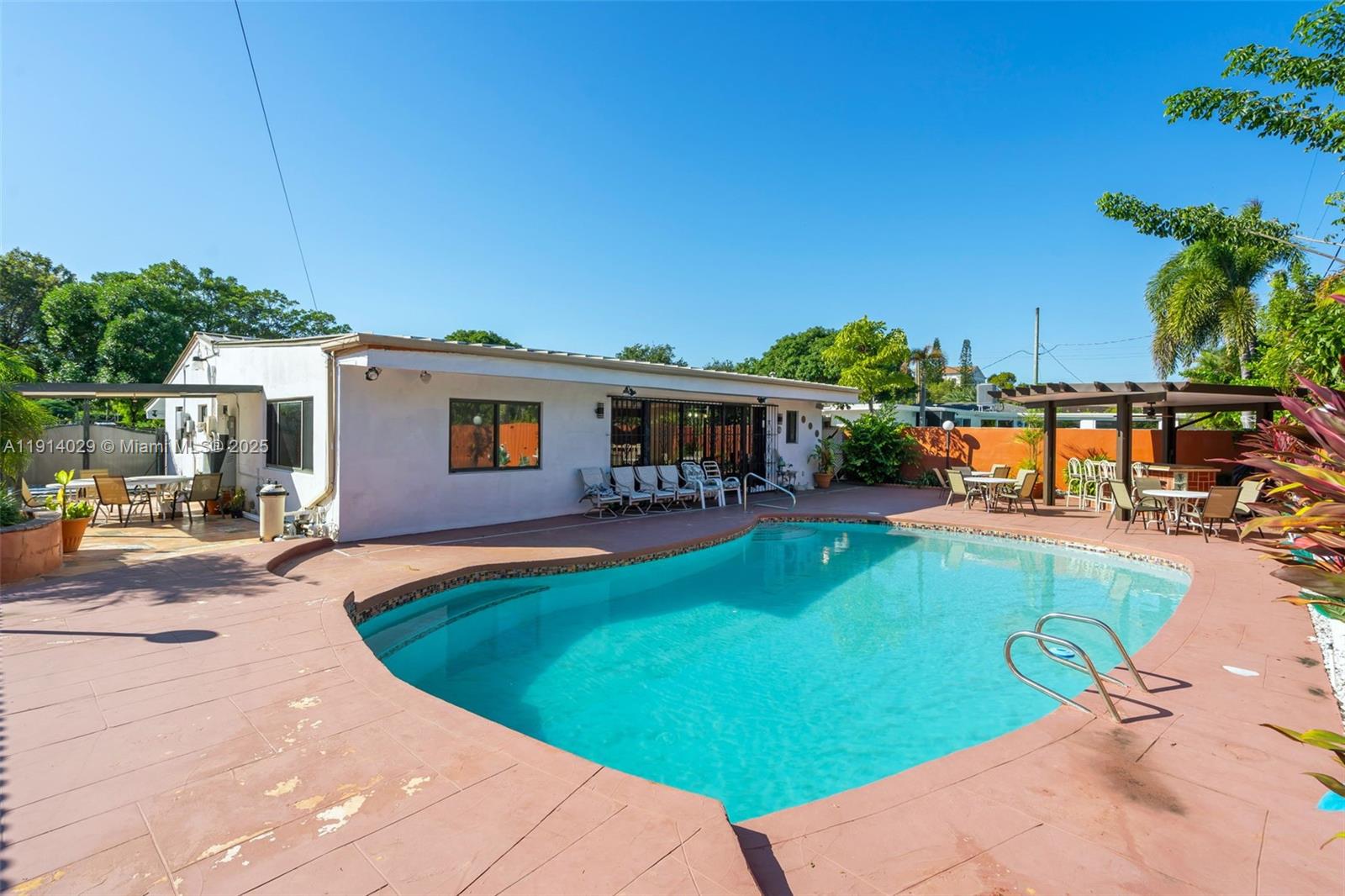 DURHAM ESTATES - Residential