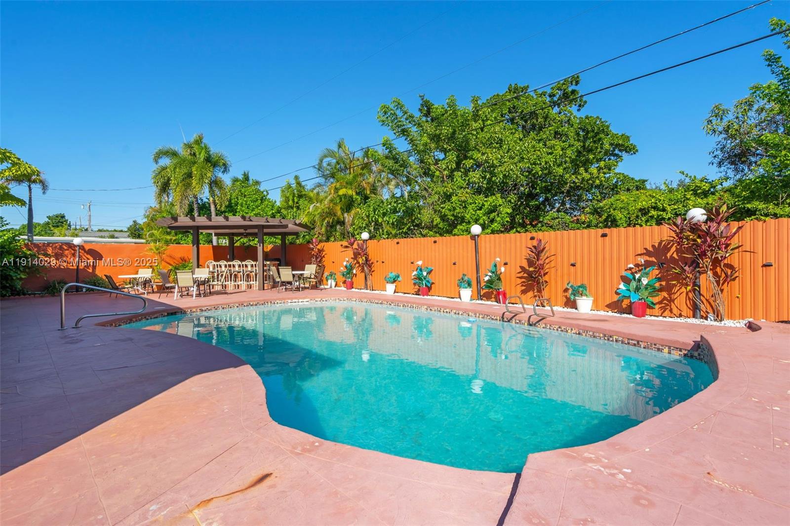 DURHAM ESTATES - Residential