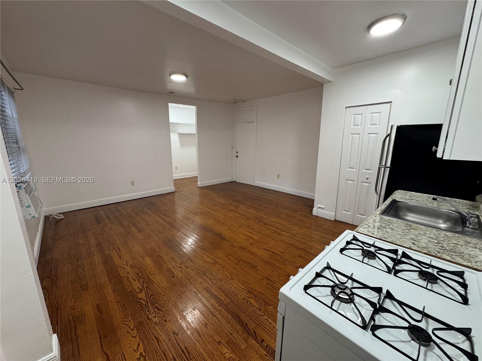 View photos, virtual tours, details... 177 NE 50th St 4