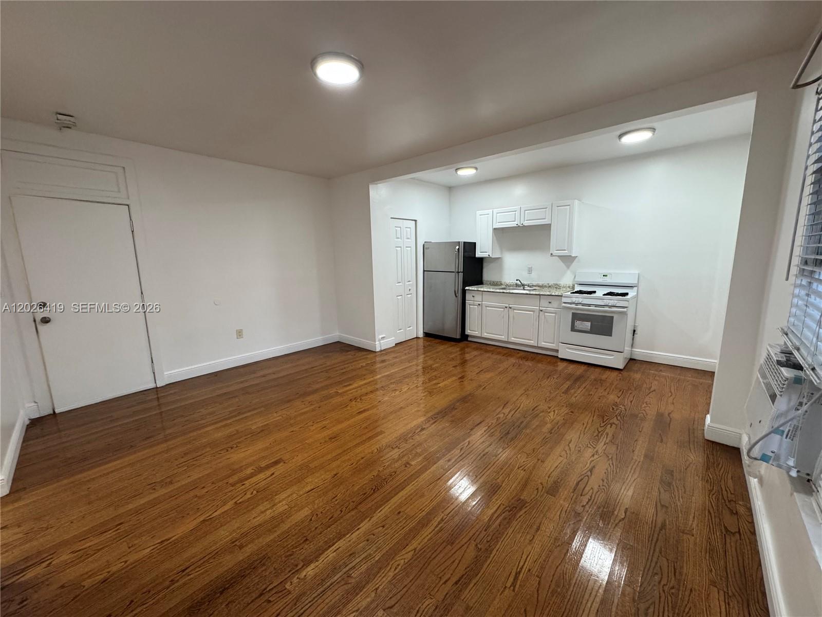 View photos, virtual tours, details... 177 NE 50th St 4