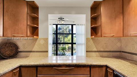 200 LESLIE CONDO - Residential