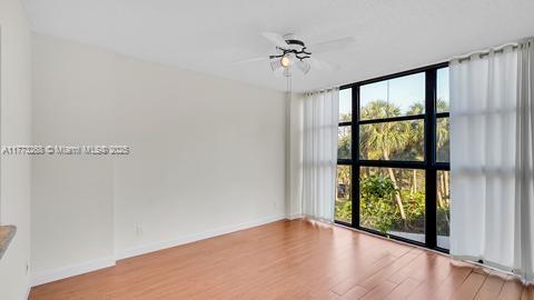 200 LESLIE CONDO - Residential