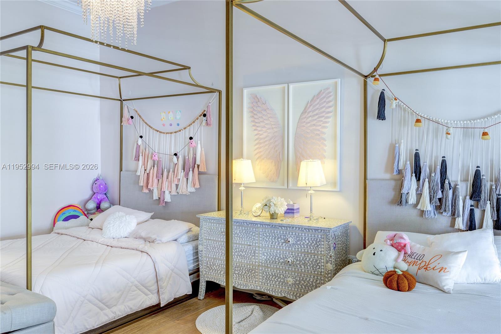 ALMERIA REPLAT - Residential