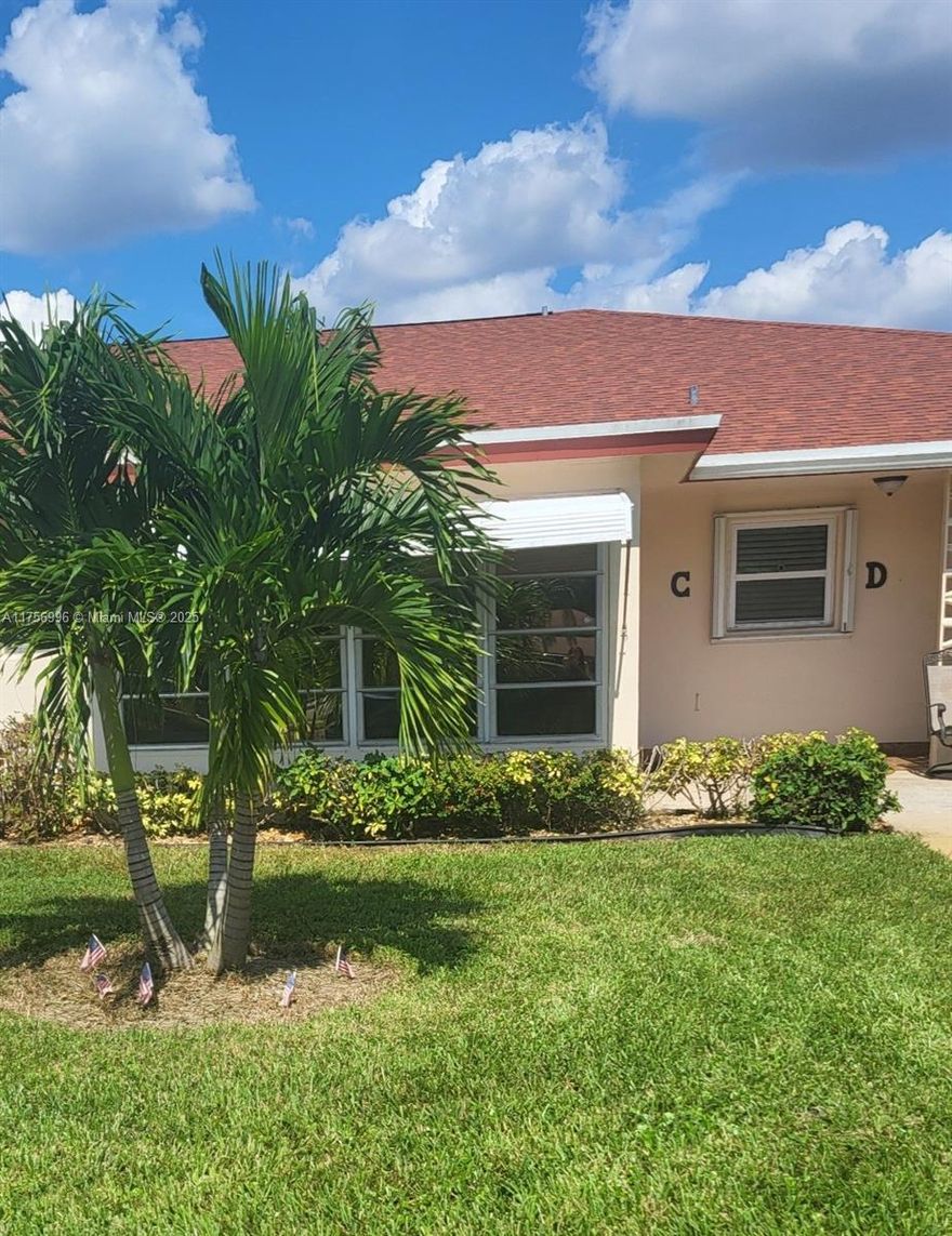 Cannot beat the sq. footage in this large one bedroom with rare *2 full baths* in most sought after Highpoint 7. *Newly renovated brand new appliances.* Very active over 55+ community. Clubhouse has a gym and is right off the large resort heated pool and next to a beautiful lake. Tennis/pickleball courts, shuffle board, socials, movie nights and so much more. The community is a 10 minute drive to the beach and downtown Atlantic Ave. with restaurants, shopping and live entertainment venues. Water, basic cable and internet included which is rare. Enjoy the best of South Florida living with community amenities. 

Also available for Rent. MLS#A11675254