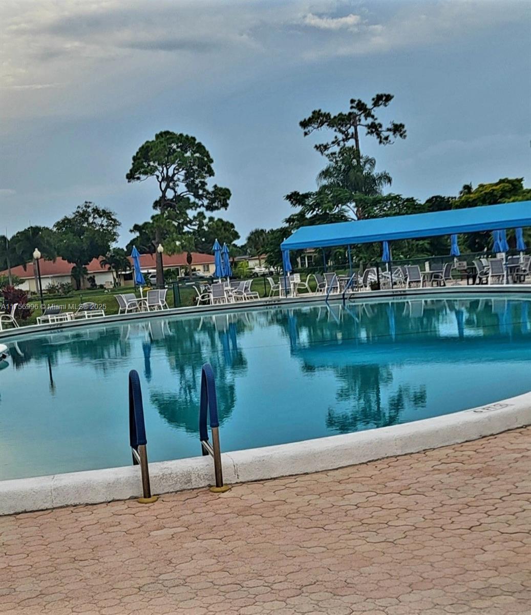 HIGH POINT OF DELRAY SEC - Residential