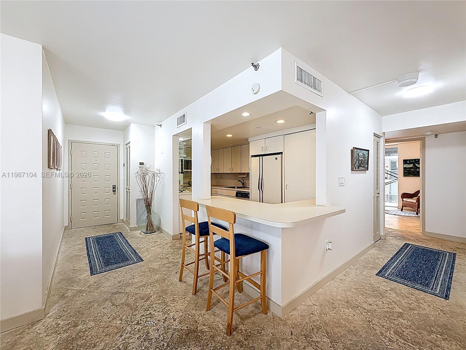 LE TRIANON CONDO - Residential