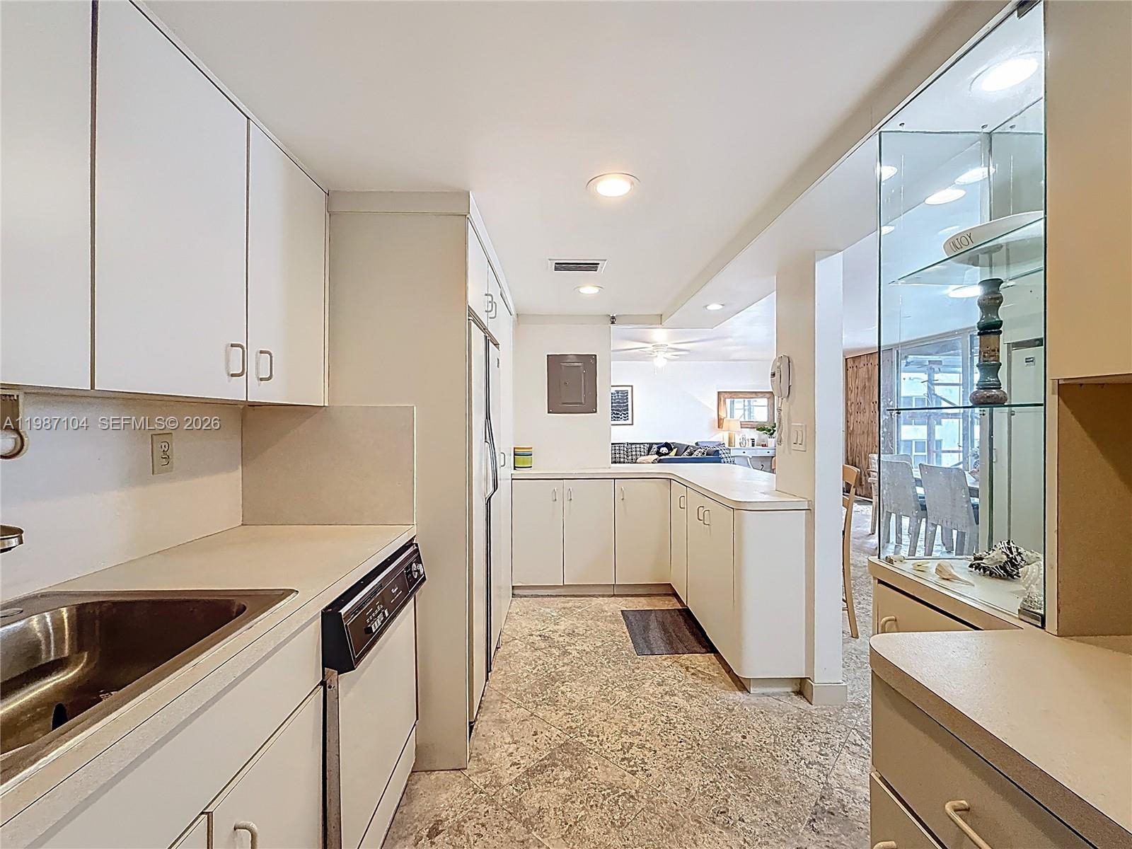 LE TRIANON CONDO - Residential