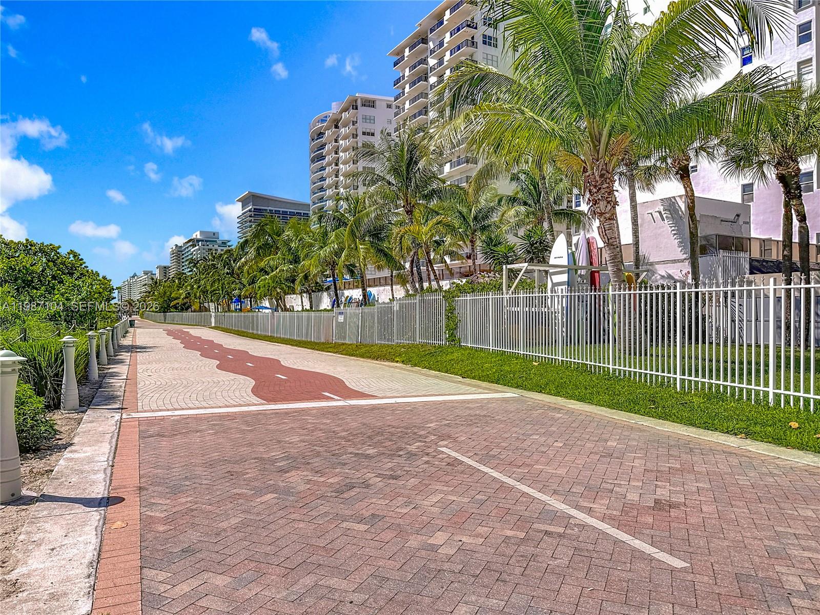 LE TRIANON CONDO - Residential