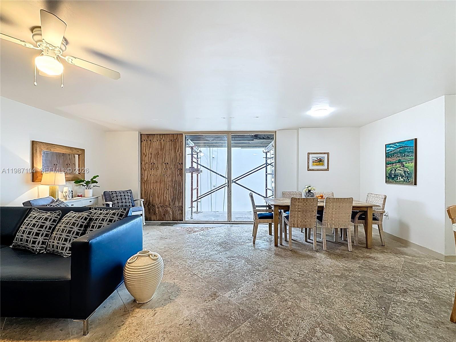 LE TRIANON CONDO - Residential