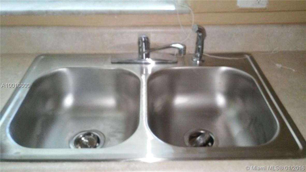 Edgewood Greens Condo B - Residential Lease