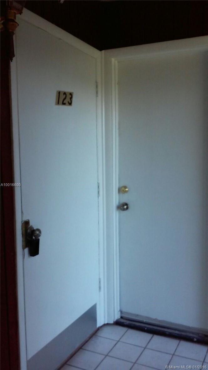 Edgewood Greens Condo B - Residential Lease