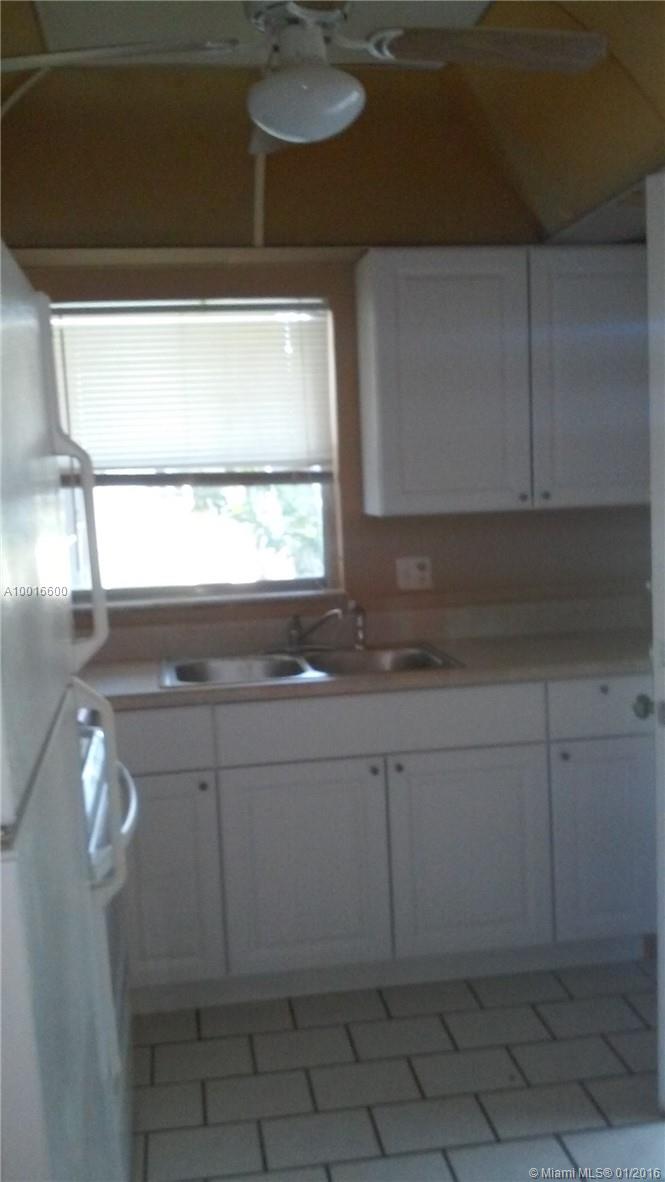 Edgewood Greens Condo B - Residential Lease