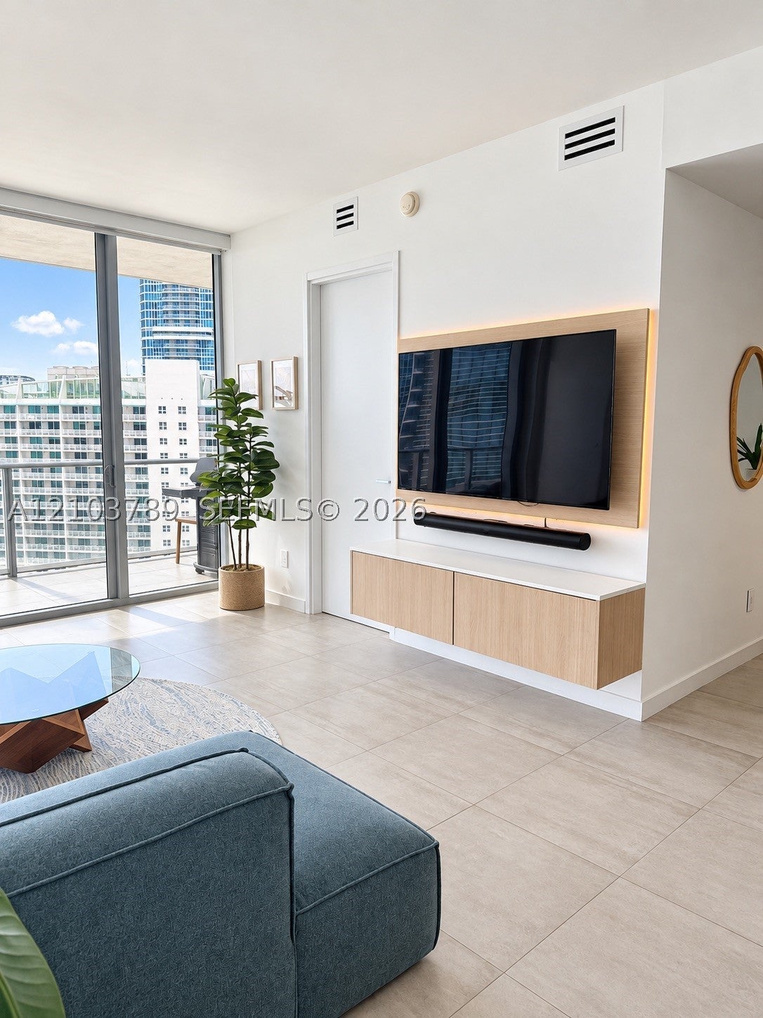 1300 Brickell Bay Dr 3805